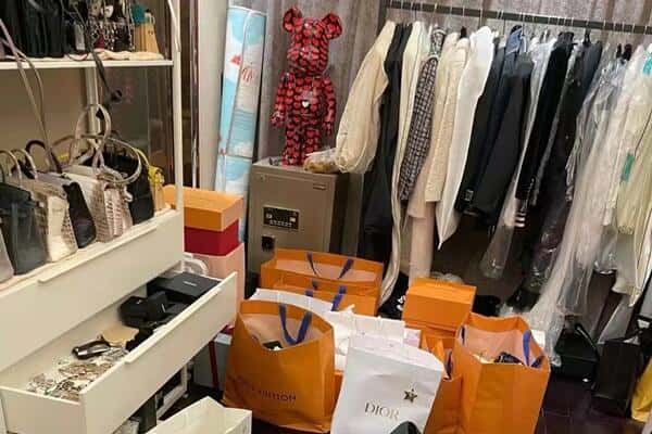 南平市政和回收一线品牌衣服